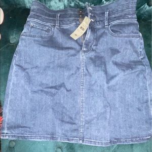 Ann Taylor wide waist band Jean skirt